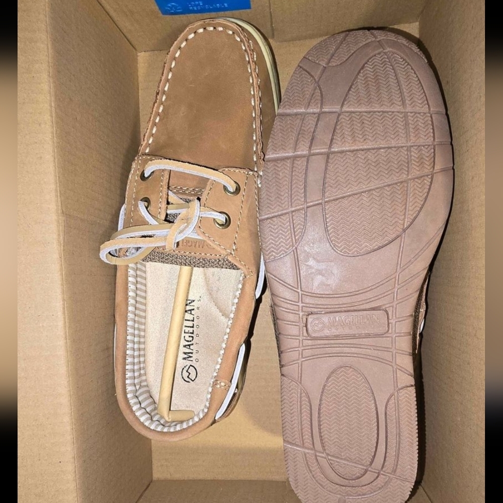 Womens Magellan boat shoes